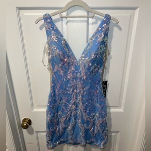 NWT jovani iridescent blue VNECK dress